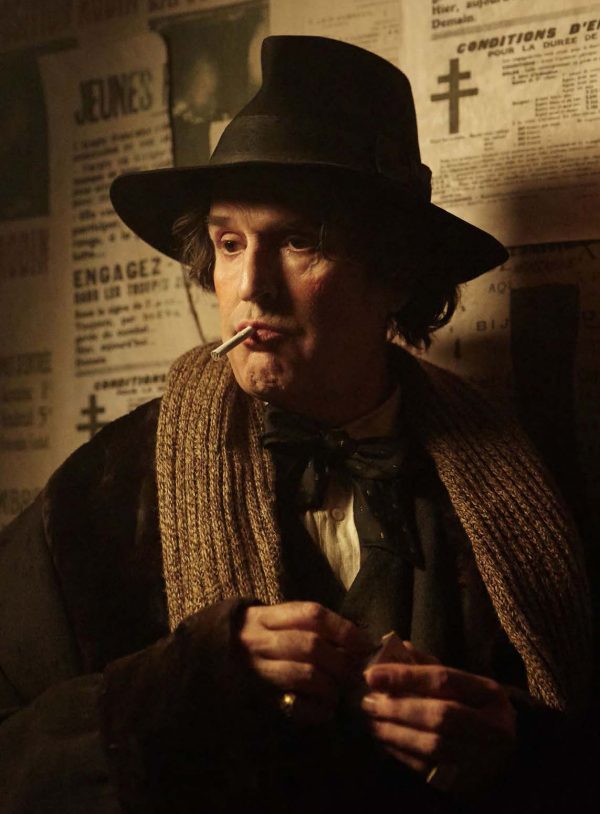 Rupert Everett as Oscar Wilde, photo by Wilhelm Moser, Sony Pictures Classics