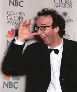 24JAN99: Italian actor/director ROBERTO BENIGNI at the Golden Globe Awards in Beverly Hills. © Paul Smith/Featureflash