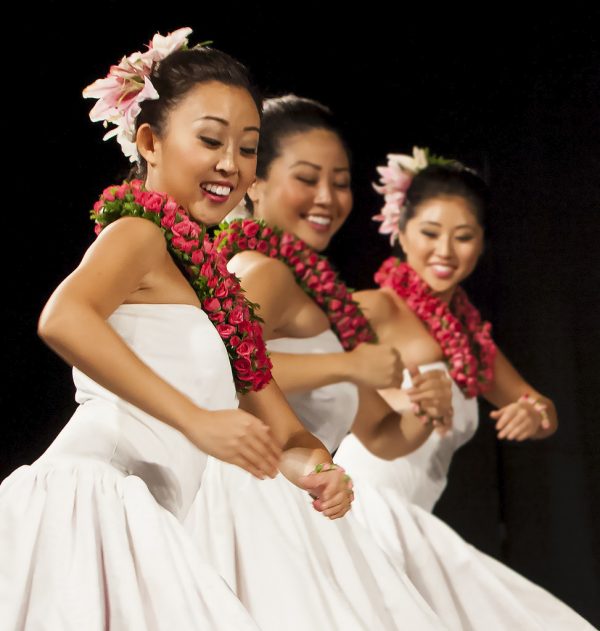 Hālau Hula Kealiʻi o Nālani. Photo courtesy of the artists.